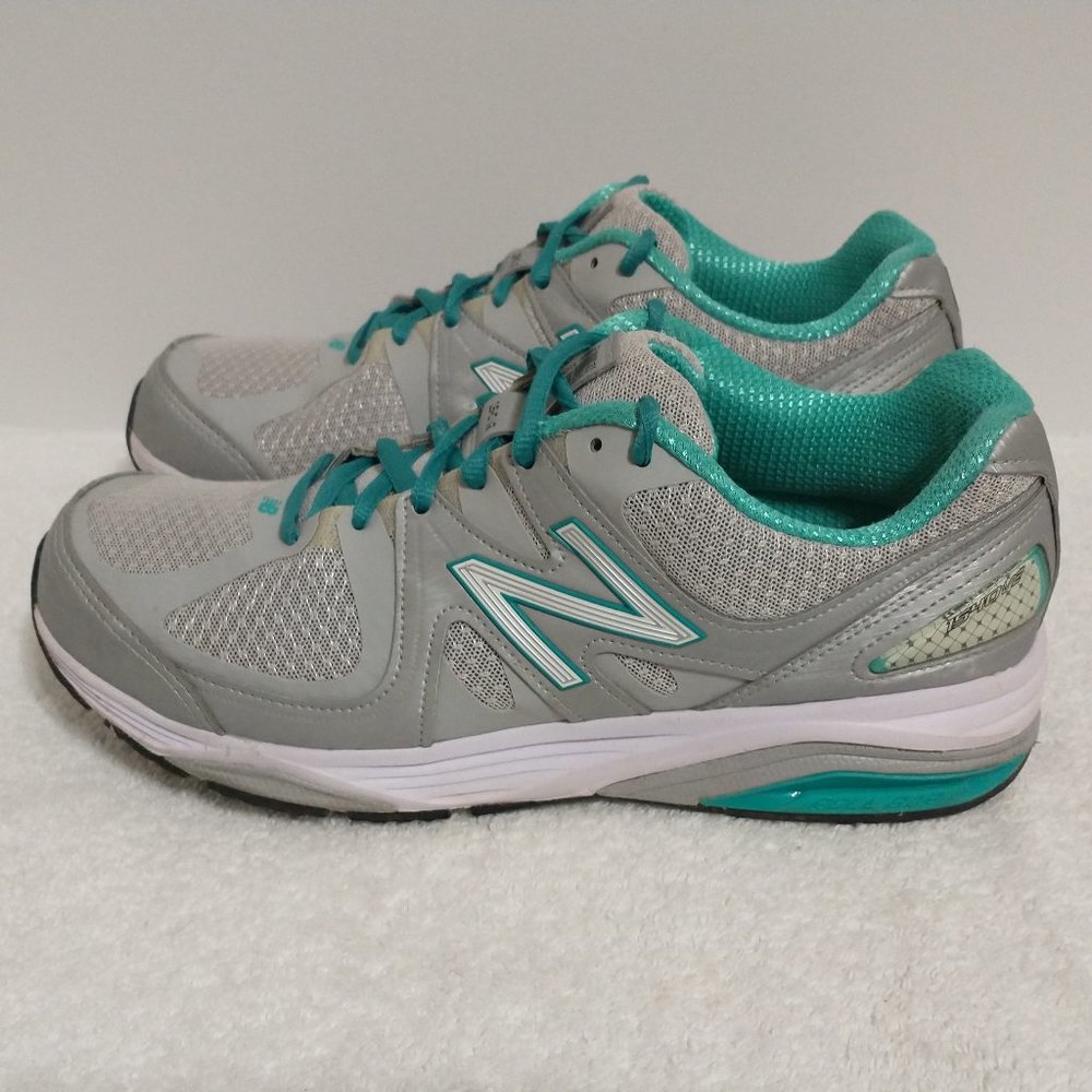 New Balance 1540v2 Silver Green Running Shoes W1540SG2 Women's Size 9.5 2E Wide